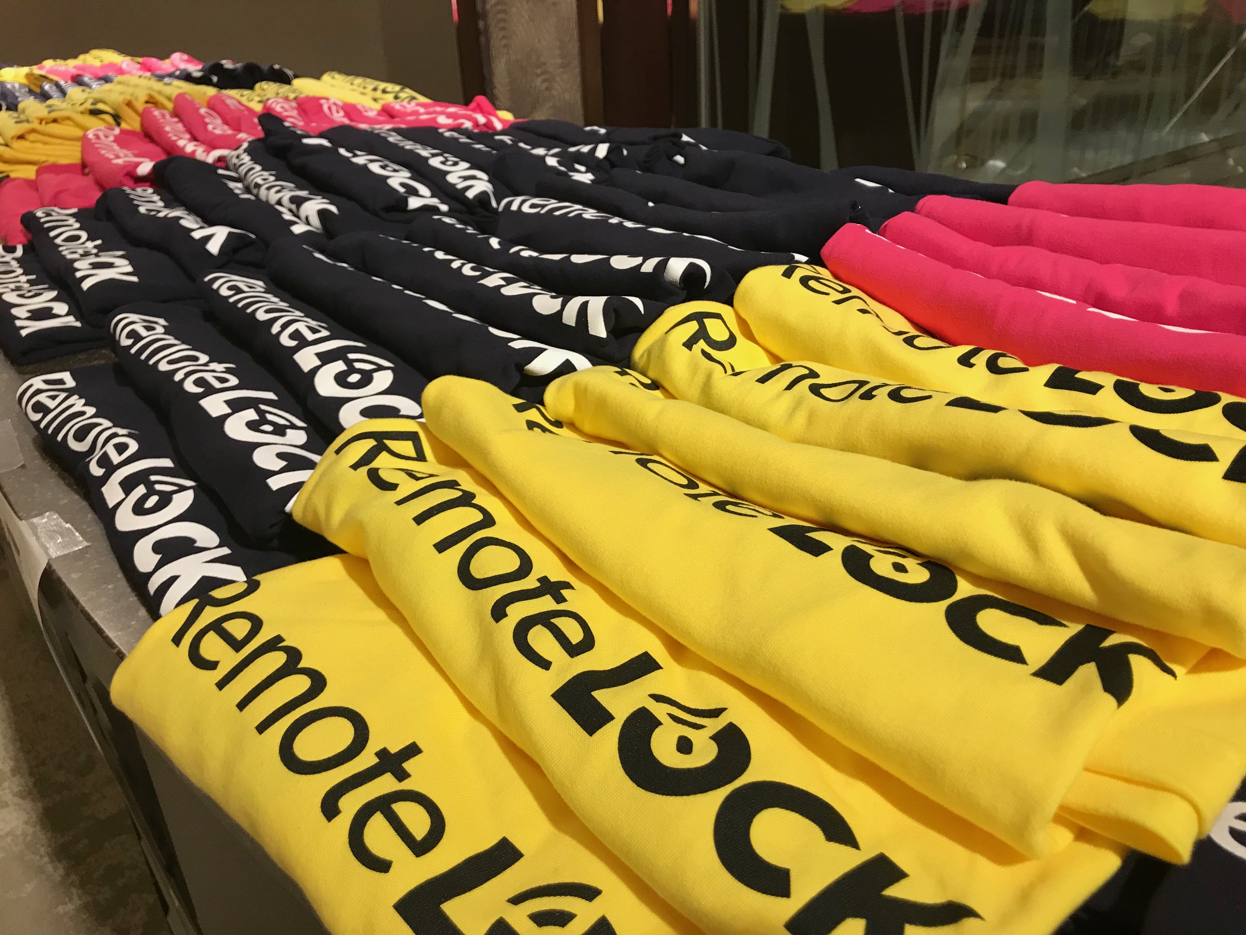 RemoteLOCKのTシャツ