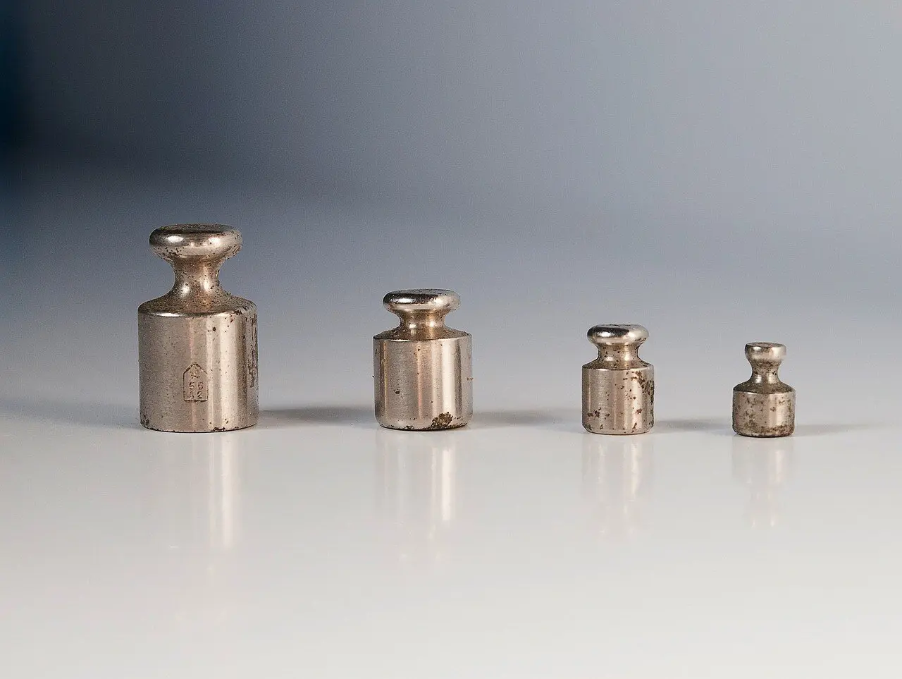 weights-2704621_1280_compressed