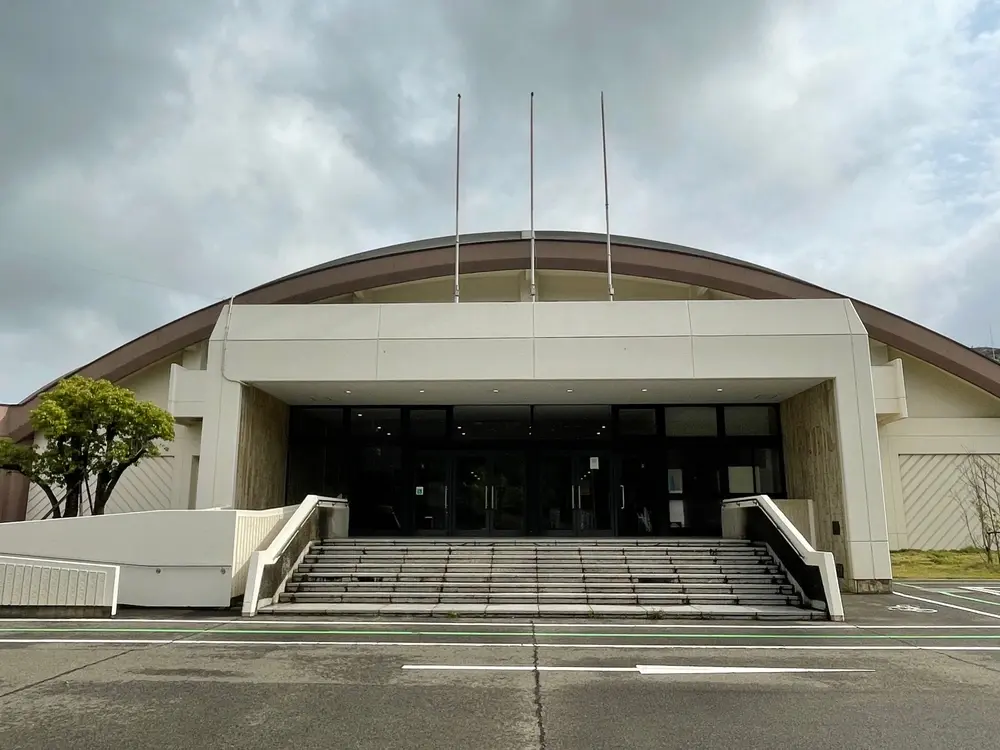 佐賀県有田町 泉山体育館、他